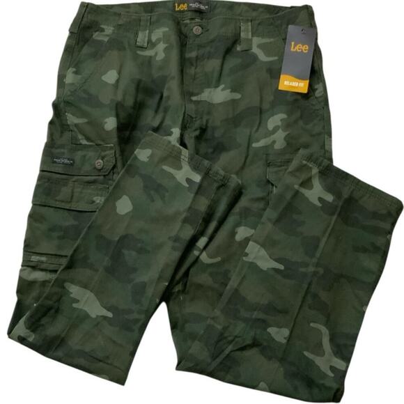 Lee Wyoming Camouflage Cargo Pants Mens 36x32 Relaxed Fit Utility Pockets NWT - Picture 2 of 15